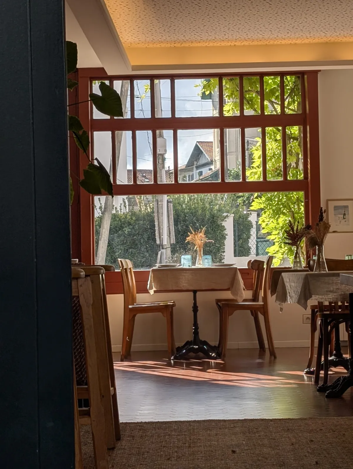 Viennoiseries et produits locaux